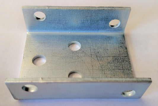 CYL INTL. PATTERN BRKT. ONLY