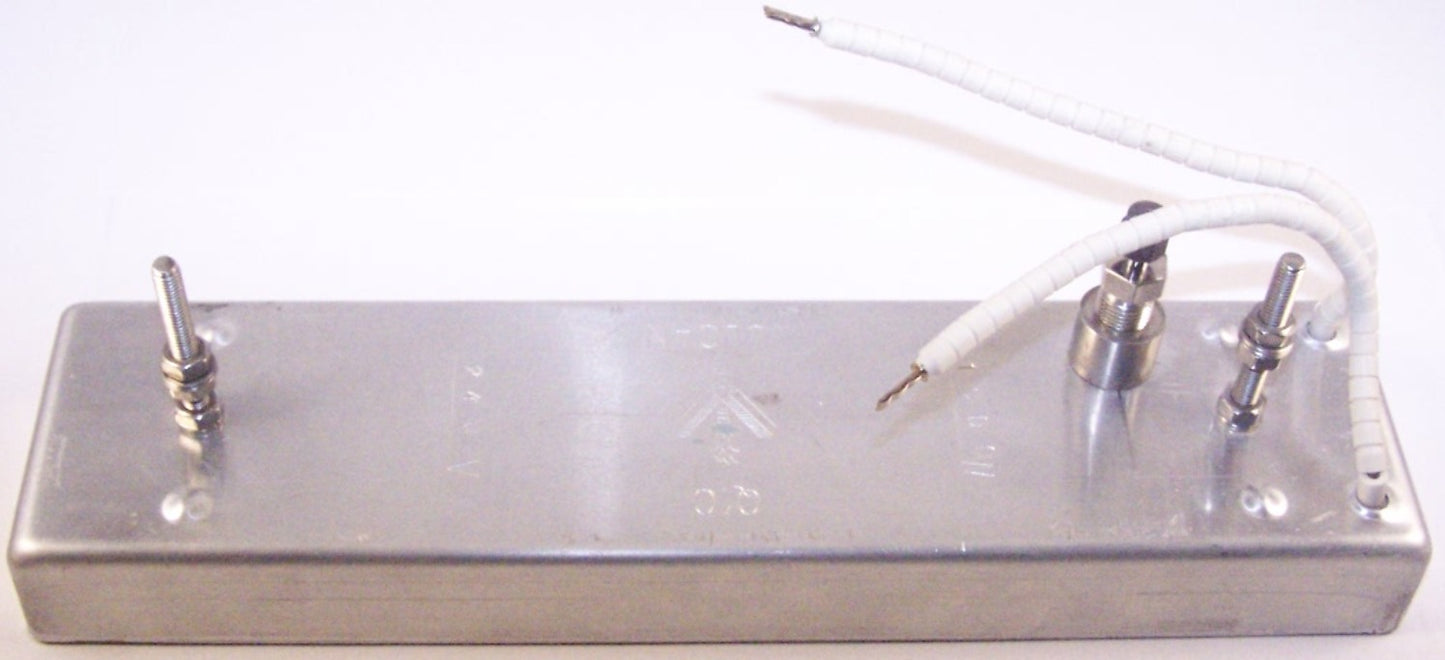 QUARTZ 480V 1000W 3X9 PILLARED MOUNT 6" LEADS W/RNG TERM