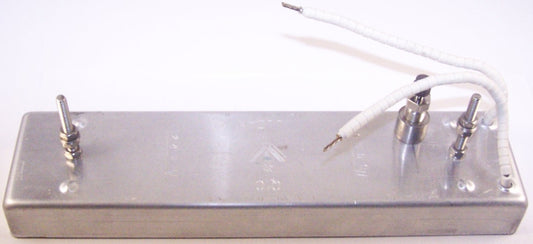 QUARTZ 480V 1000W 3X9 PILLARED MOUNT 6" LEADS W/RNG TERM