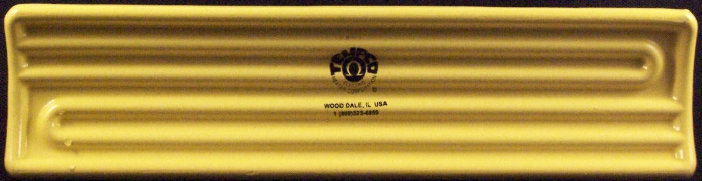 CERAMIC 240V 250W 3X9 YEL 6" LEAD